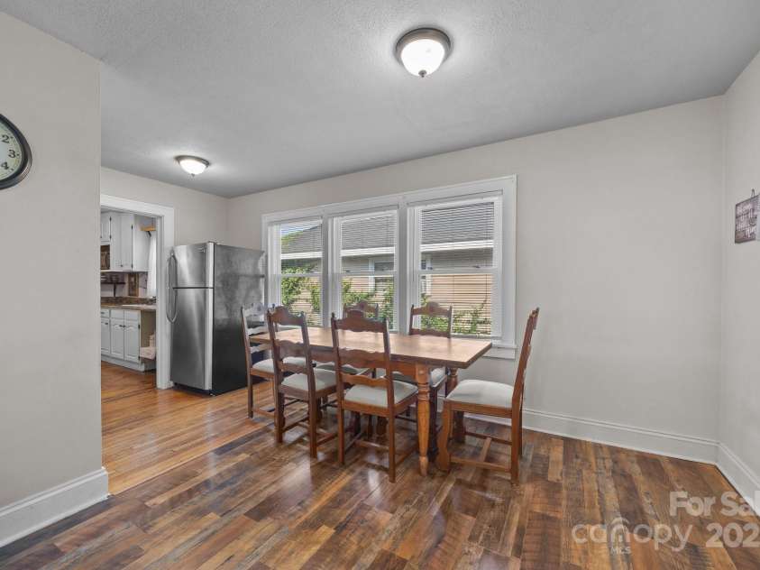 309 Ackert Avenue, Salisbury, NC 28144.  MLS# CAR4267098, YatesRealty ID 22557. Dining area