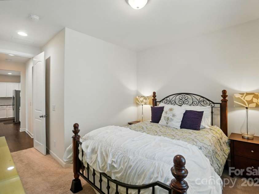 16213 Kelby Cove, Charlotte, NC 28278.  MLS# CAR4265174, YatesRealty ID 22558. 