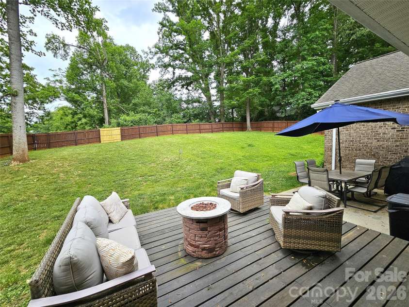 111 Old Hickory Drive, Morganton, NC 28655.  MLS# CAR4376856, YatesRealty ID 22559. Back Deck