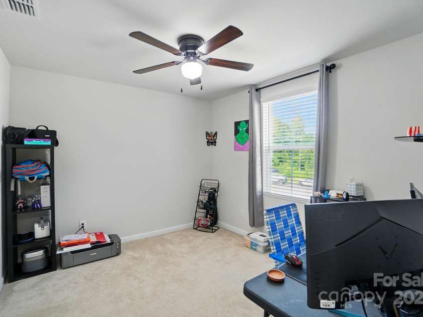 4439 Wild Ridge Drive, Charlotte, NC 28215.  MLS# CAR4251048, YatesRealty ID 22559. 