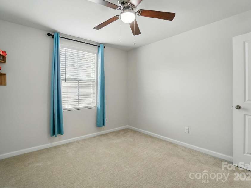 4439 Wild Ridge Drive, Charlotte, NC 28215.  MLS# CAR4251048, YatesRealty ID 22559. 