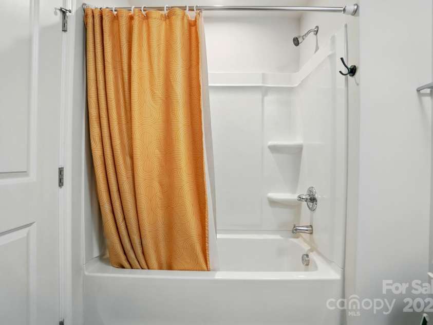 4439 Wild Ridge Drive, Charlotte, NC 28215.  MLS# CAR4251048, YatesRealty ID 22559. 