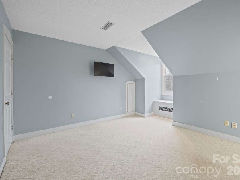 1223 Creekside Drive, Conover, NC 28613.  MLS# CAR4337050, YatesRealty ID 2256. 