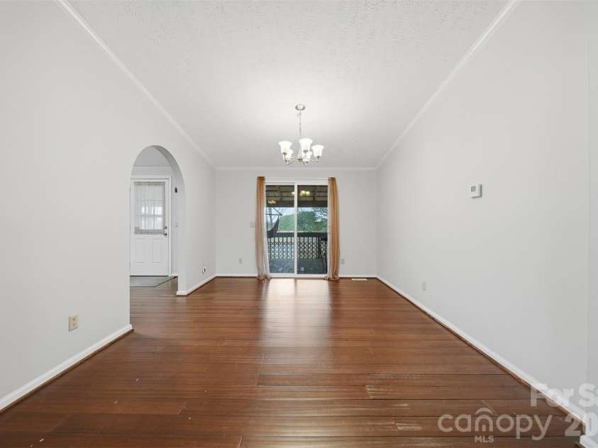 4915 Quartz Ridge Drive, Maiden, NC 28650.  MLS# CAR4328743, YatesRealty ID 2256. Dining Room