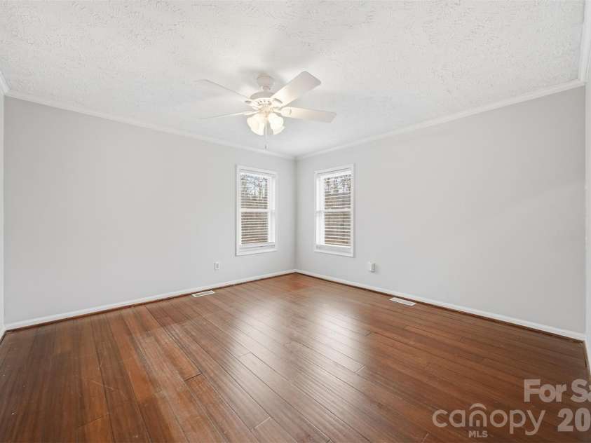 4915 Quartz Ridge Drive, Maiden, NC 28650.  MLS# CAR4328743, YatesRealty ID 2256. Primary Bedroom