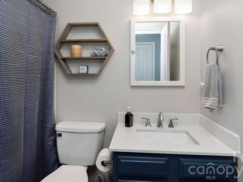 19823 Henderson Road, Cornelius, NC 28031.  MLS# CAR4374380, YatesRealty ID 22560. Primary bath...