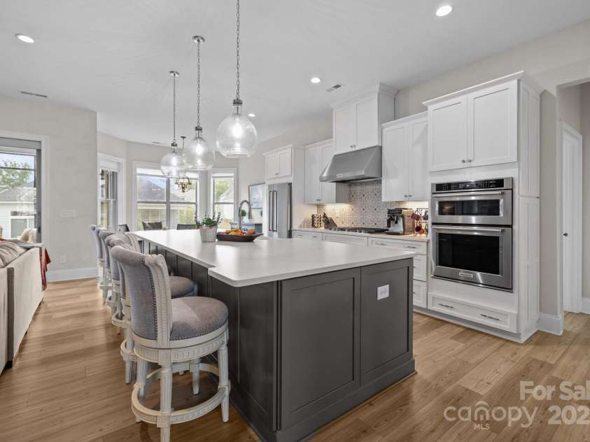 82120 Standing Oak Drive, Charlotte, NC 28278.  MLS# CAR4269011, YatesRealty ID 22560. 