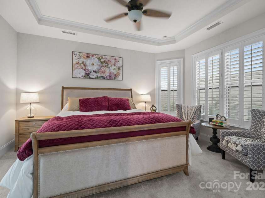 82120 Standing Oak Drive, Charlotte, NC 28278.  MLS# CAR4269011, YatesRealty ID 22560. 