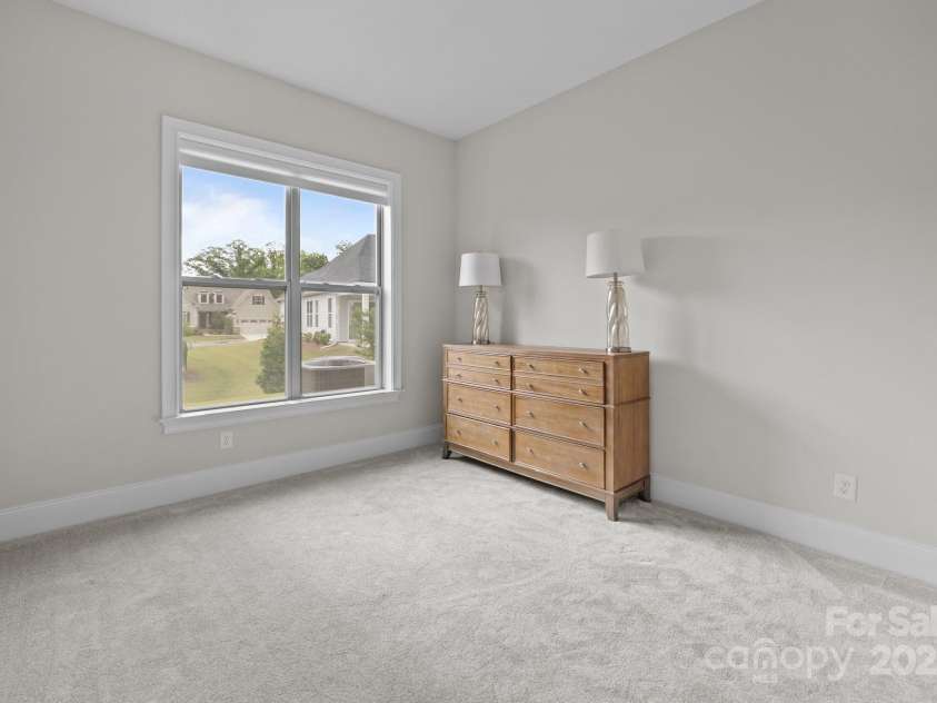 82120 Standing Oak Drive, Charlotte, NC 28278.  MLS# CAR4269011, YatesRealty ID 22560. 