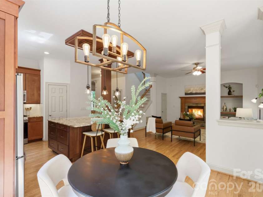 739 Julia Street, Fort Mill, SC 29708.  MLS# CAR4380412, YatesRealty ID 22561. Breakfast Area