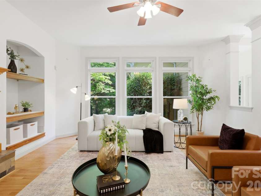 739 Julia Street, Fort Mill, SC 29708.  MLS# CAR4380412, YatesRealty ID 22561. Great Room