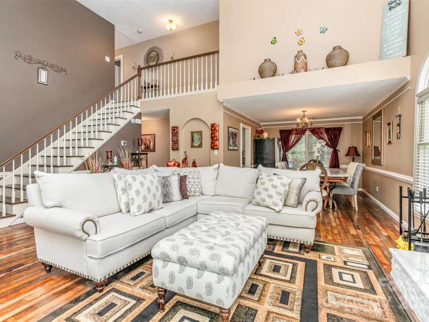 2133 Highland View Lane, Charlotte, NC 28214.  MLS# CAR4271849, YatesRealty ID 22562. Living space