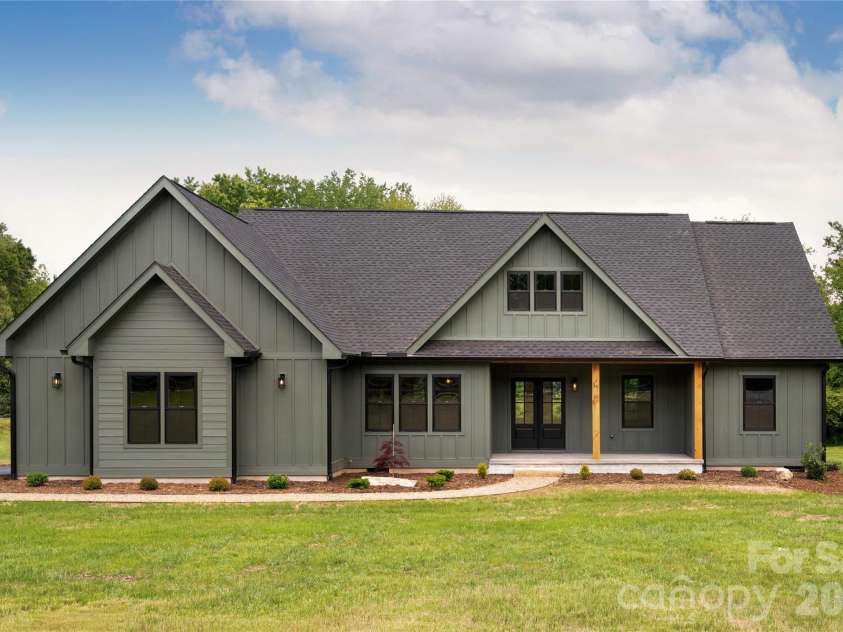 34 Old Souther Road, Mills River, NC 28759.  MLS# CAR4380756, YatesRealty ID 22562. 
