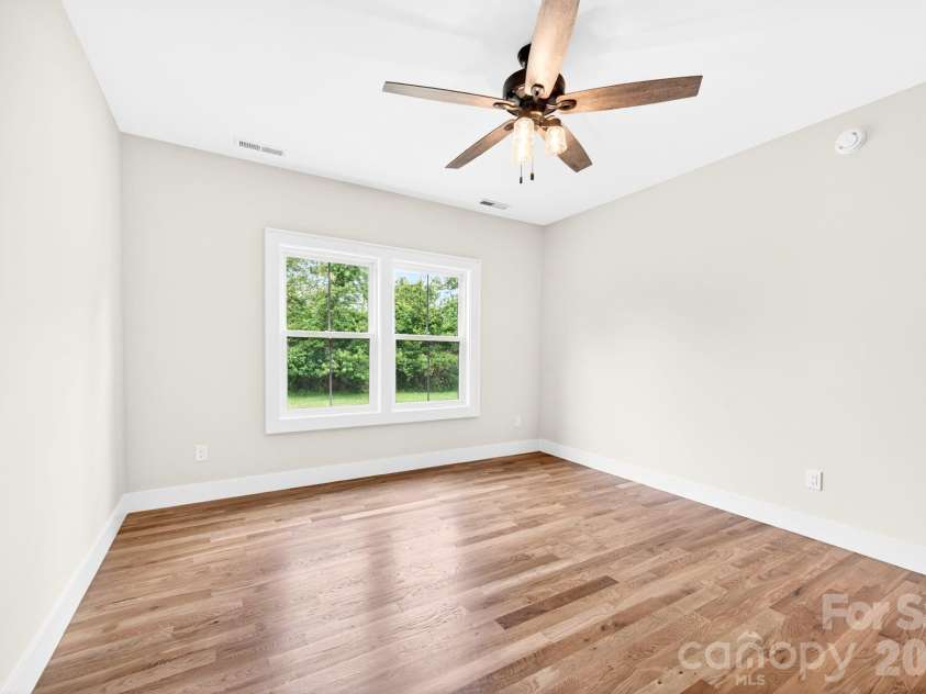 34 Old Souther Road, Mills River, NC 28759.  MLS# CAR4380756, YatesRealty ID 22562. 