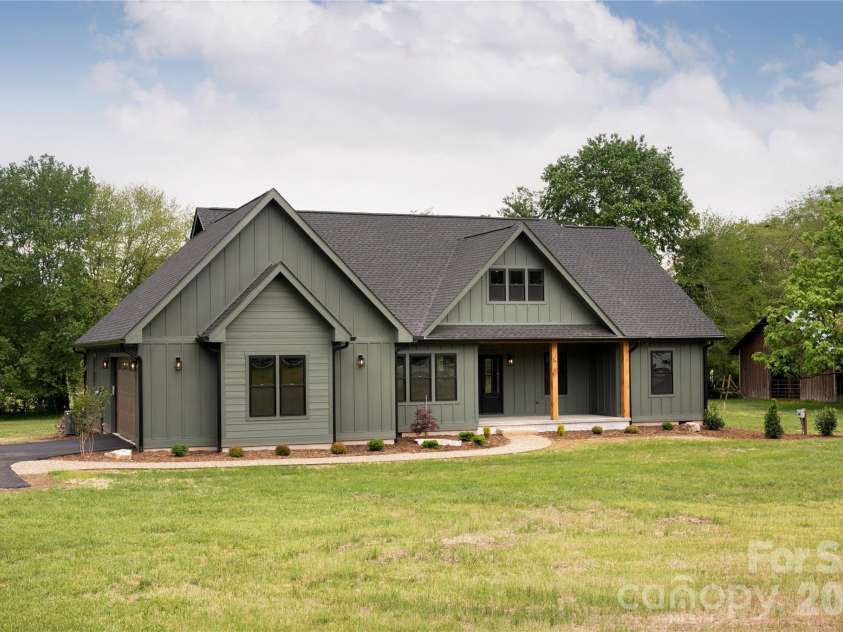 34 Old Souther Road, Mills River, NC 28759.  MLS# CAR4380756, YatesRealty ID 22562. 