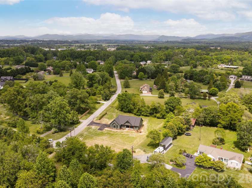 34 Old Souther Road, Mills River, NC 28759.  MLS# CAR4380756, YatesRealty ID 22562. 