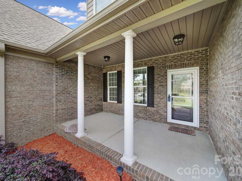 3003 Sparkston Lane, Rock Hill, SC 29732.  MLS# CAR4372253, YatesRealty ID 22563. 