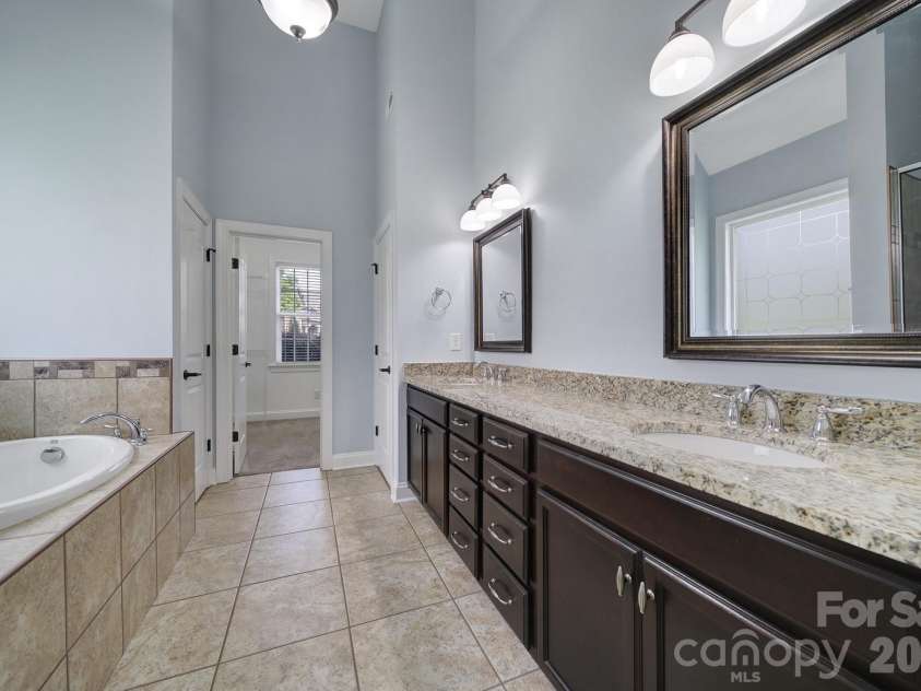 3003 Sparkston Lane, Rock Hill, SC 29732.  MLS# CAR4372253, YatesRealty ID 22563. 
