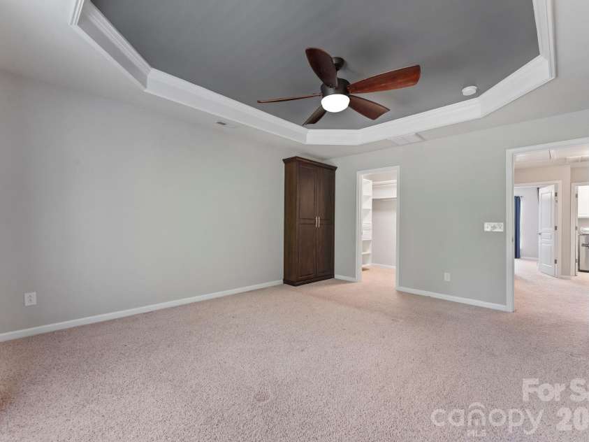 3120 Park South Station Boulevard, Charlotte, NC 28210.  MLS# CAR4374680, YatesRealty ID 22564. 