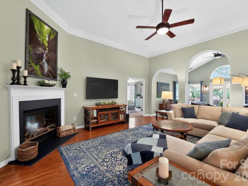12601 Kane Alexander Drive, Huntersville, NC 28078.  MLS# CAR4406524, YatesRealty ID 22565. 