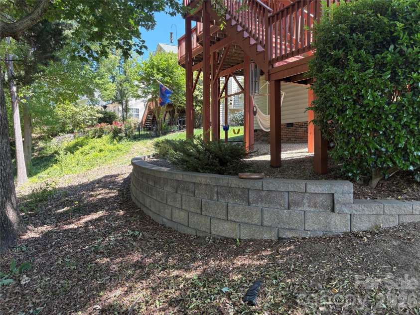 12601 Kane Alexander Drive, Huntersville, NC 28078.  MLS# CAR4406524, YatesRealty ID 22565. 