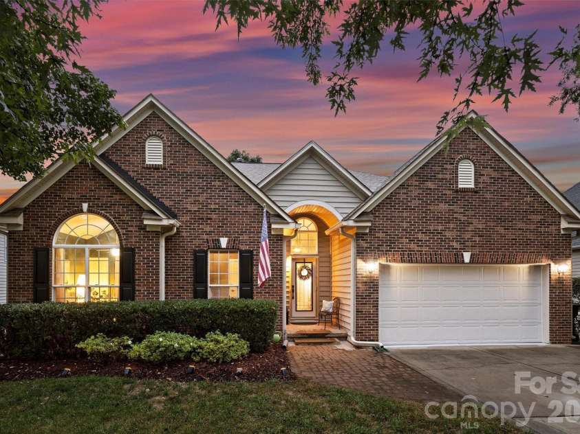 12601 Kane Alexander Drive, Huntersville, NC 28078.  MLS# CAR4424851, YatesRealty ID 22565. 