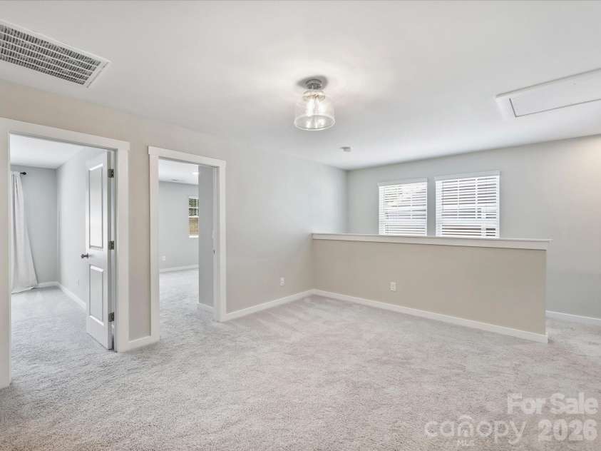 111 Cranford Drive, Pineville, NC 28134.  MLS# CAR4381418, YatesRealty ID 22566. Loft area