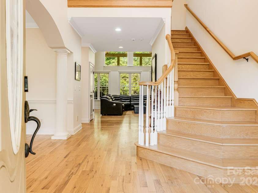 81 Smokemont Drive, Arden, NC 28704.  MLS# CAR4272334, YatesRealty ID 22566. 