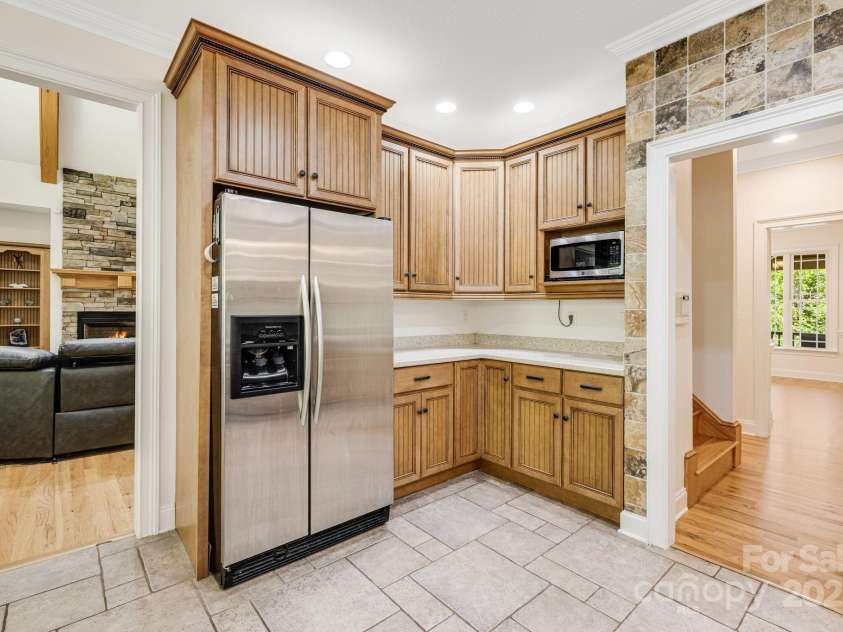 81 Smokemont Drive, Arden, NC 28704.  MLS# CAR4272334, YatesRealty ID 22566. 