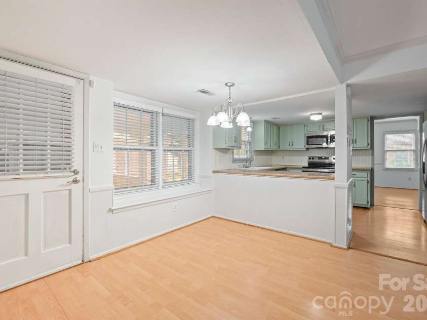1122 Berry Ridge Road, Charlotte, NC 28270.  MLS# CAR4379547, YatesRealty ID 22569. 