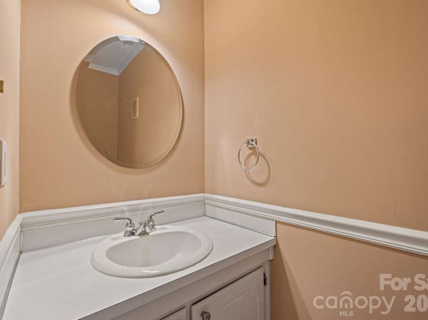 1122 Berry Ridge Road, Charlotte, NC 28270.  MLS# CAR4379547, YatesRealty ID 22569. 