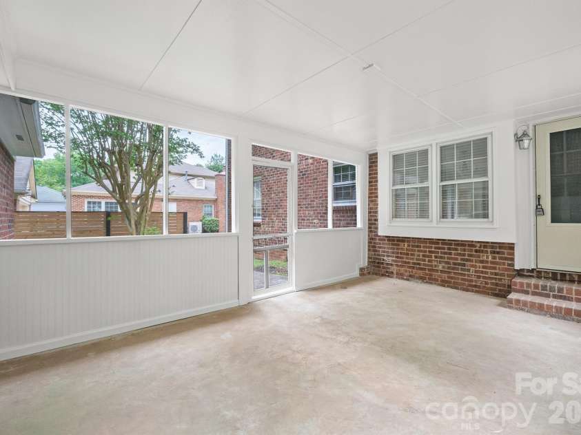 1122 Berry Ridge Road, Charlotte, NC 28270.  MLS# CAR4379547, YatesRealty ID 22569. 