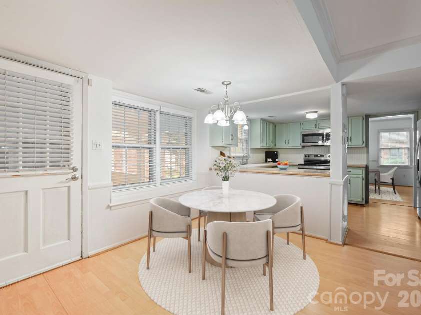 1122 Berry Ridge Road, Charlotte, NC 28270.  MLS# CAR4379547, YatesRealty ID 22569. 