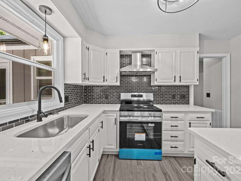 138 Ivy Lane, Mocksville, NC 27028.  MLS# CAR4273059, YatesRealty ID 22569. 