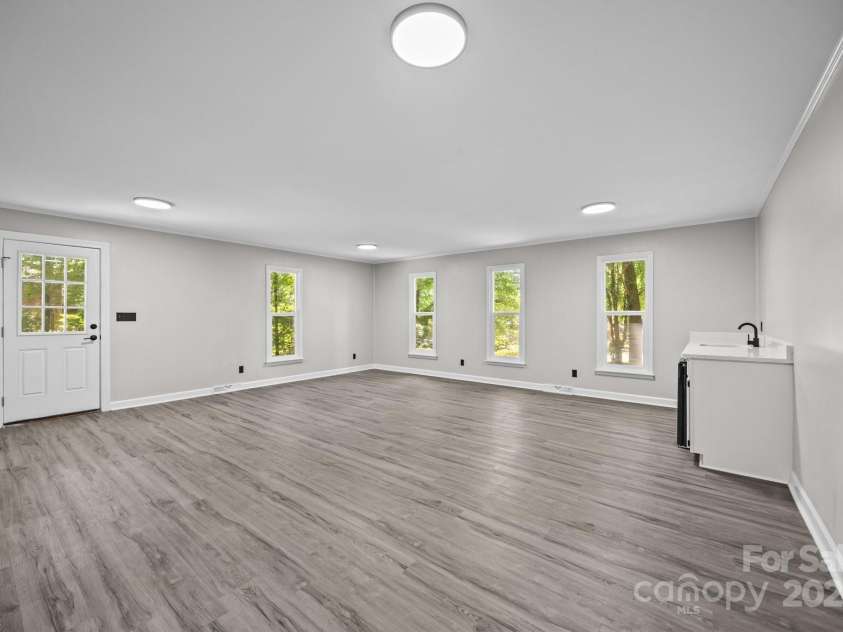 138 Ivy Lane, Mocksville, NC 27028.  MLS# CAR4273059, YatesRealty ID 22569. 