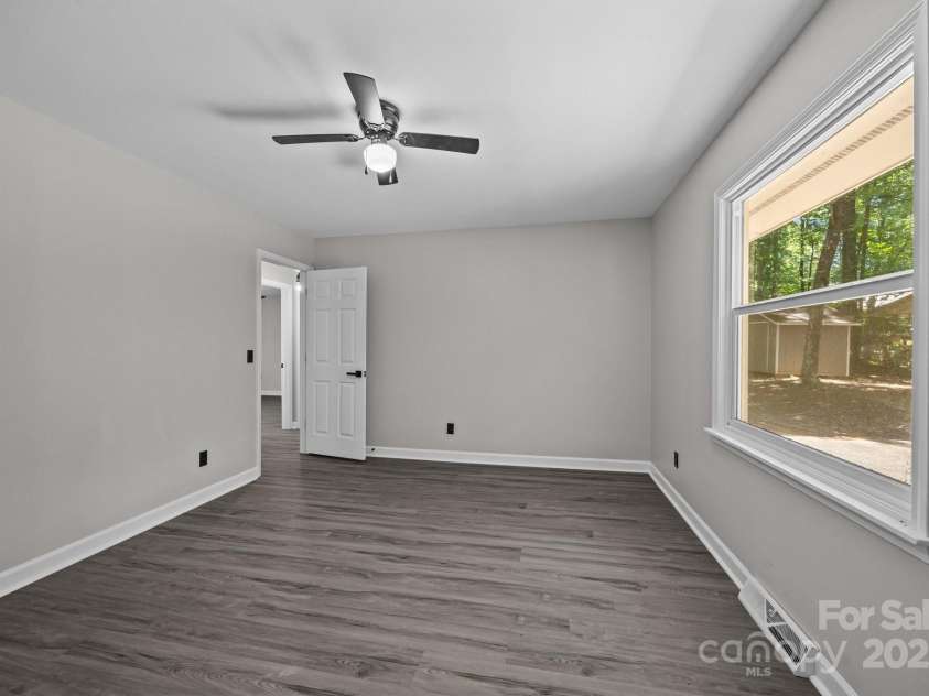 138 Ivy Lane, Mocksville, NC 27028.  MLS# CAR4273059, YatesRealty ID 22569. 