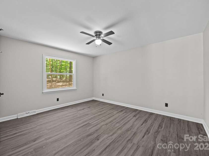 138 Ivy Lane, Mocksville, NC 27028.  MLS# CAR4273059, YatesRealty ID 22569. 