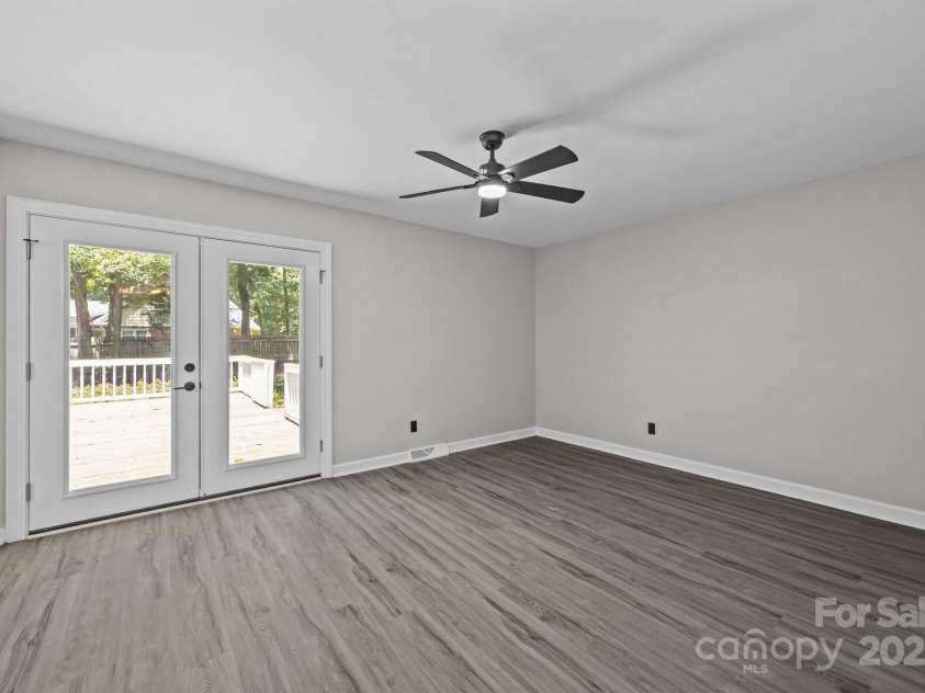 138 Ivy Lane, Mocksville, NC 27028.  MLS# CAR4273059, YatesRealty ID 22569. 