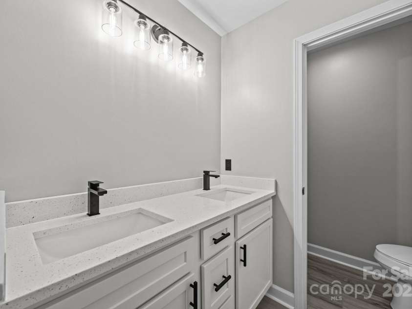 138 Ivy Lane, Mocksville, NC 27028.  MLS# CAR4273059, YatesRealty ID 22569. 