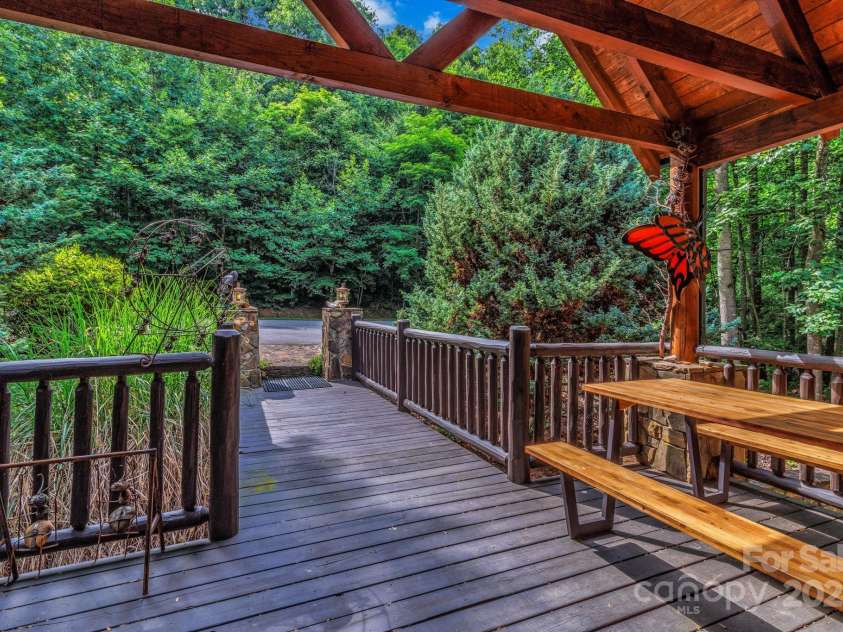 432 Atlantic Falls Trail, Black Mountain, NC 28711.  MLS# CAR4206241, YatesRealty ID 2257. 