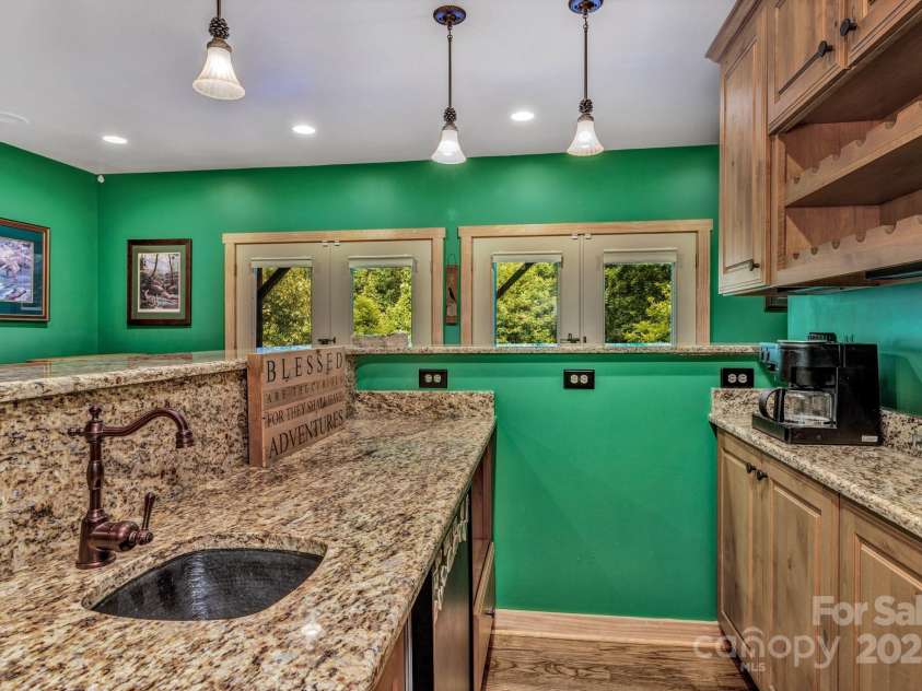 432 Atlantic Falls Trail, Black Mountain, NC 28711.  MLS# CAR4206241, YatesRealty ID 2257. 