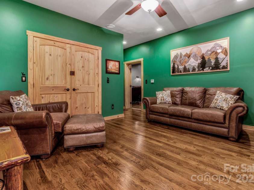 432 Atlantic Falls Trail, Black Mountain, NC 28711.  MLS# CAR4206241, YatesRealty ID 2257. 