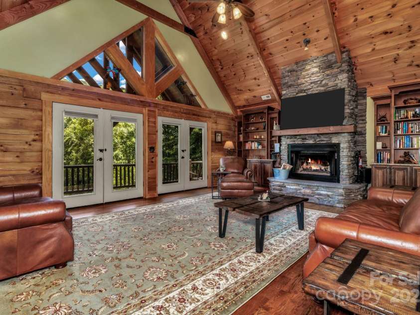432 Atlantic Falls Trail, Black Mountain, NC 28711.  MLS# CAR4206241, YatesRealty ID 2257. Two-story great room with tongue and groove ceilings (main level)