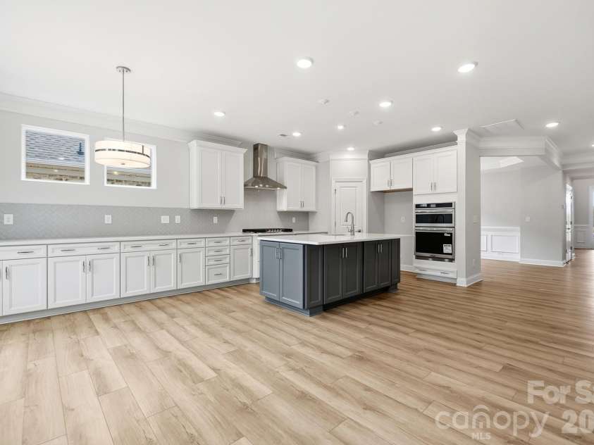 3050 Constitution Lane, Gastonia, NC 28056.  MLS# CAR4349382, YatesRealty ID 22570. Kitchen