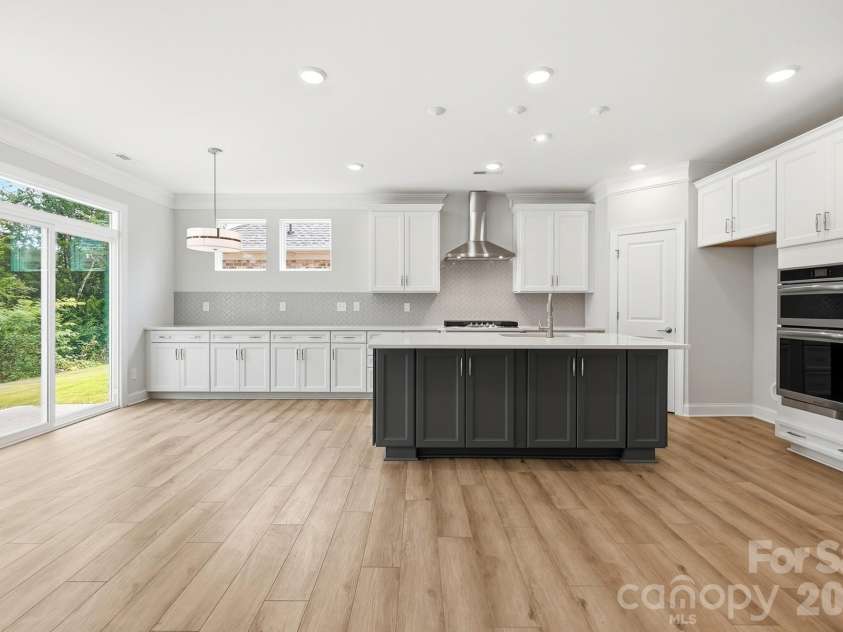 3050 Constitution Lane, Gastonia, NC 28056.  MLS# CAR4349382, YatesRealty ID 22570. Kitchen