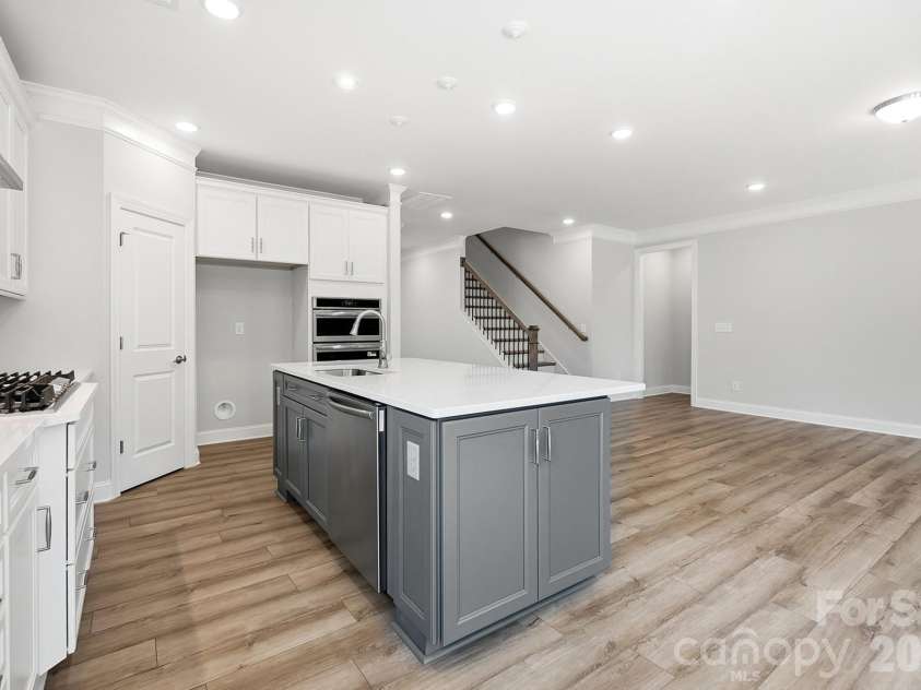 3050 Constitution Lane, Gastonia, NC 28056.  MLS# CAR4349382, YatesRealty ID 22570. Kitchen