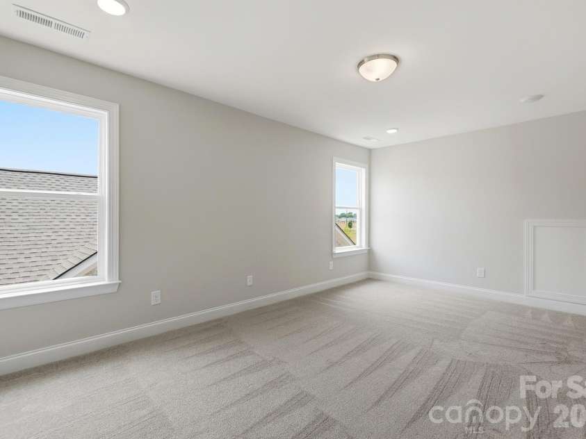 3050 Constitution Lane, Gastonia, NC 28056.  MLS# CAR4349382, YatesRealty ID 22570. Upper-Level Loft