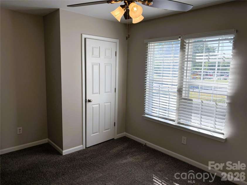 135 Ashmont Drive, Kannapolis, NC 28081.  MLS# CAR4374064, YatesRealty ID 22571. 