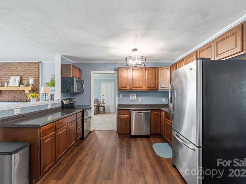 2536 Cambridge Drive, Lancaster, SC 29720.  MLS# CAR4266879, YatesRealty ID 22572. 