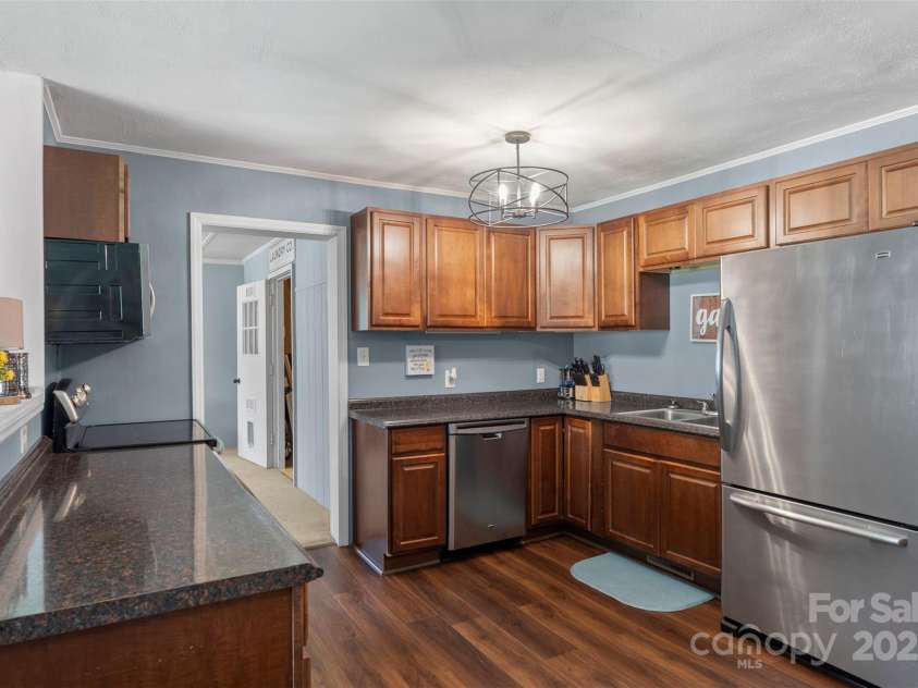 2536 Cambridge Drive, Lancaster, SC 29720.  MLS# CAR4266879, YatesRealty ID 22572. 